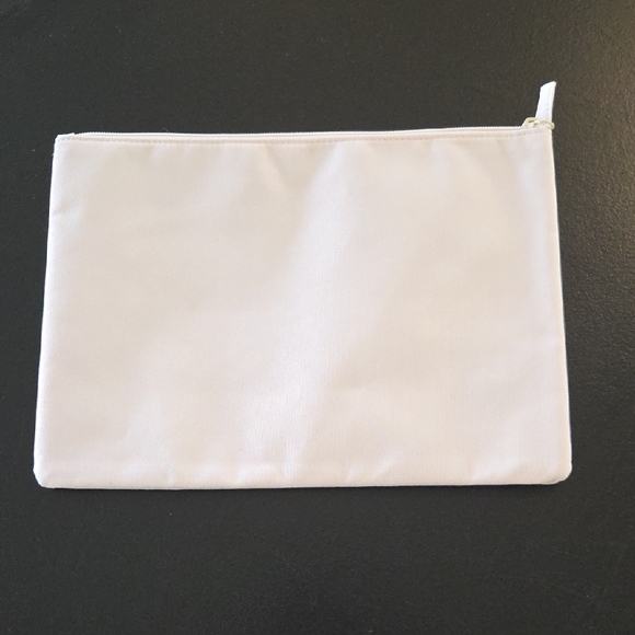 NWOT Kate Spade Cream Pouch with Hedgehog Motif - Picture 2 of 4